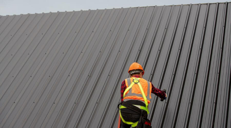 Expert top industrial roofings services in Seneca, KS